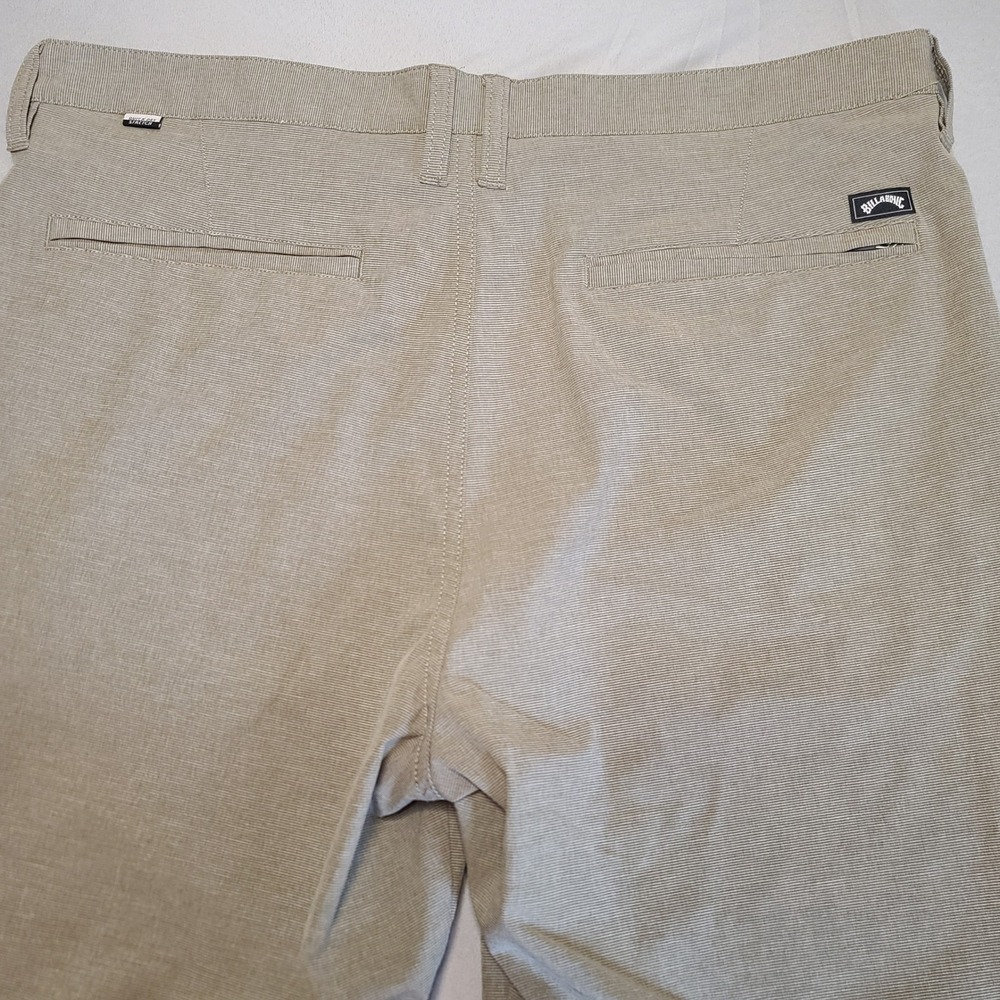 Billabong Hybrid Shorts Mens 36 Khaki Tan Quick Dry Walk Shorts Texturedβ Surf